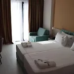 Delight & Hotel Golem (Tirana)