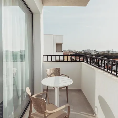 Hotel Delight & Golem (Tirana)