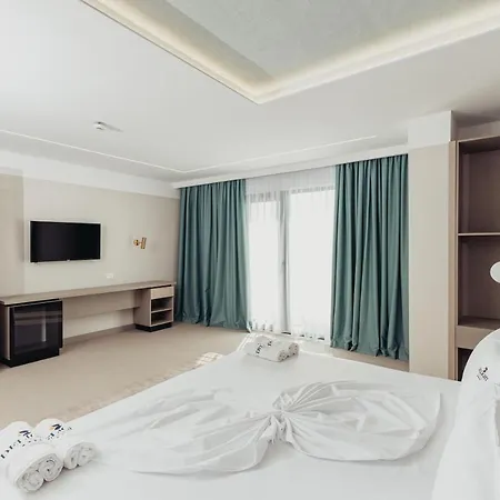Delight & Hotel 4*