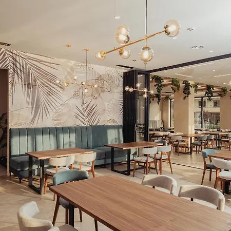 Delight & Golem (Tirana)