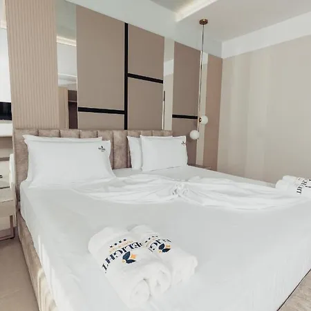 Delight & Golem (Tirana)