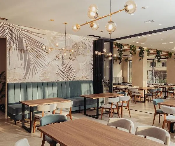 Delight & Golem (Tirana)