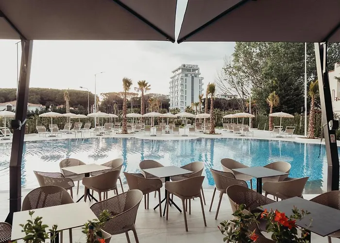 Hotel Delight & Golem (Tirana)